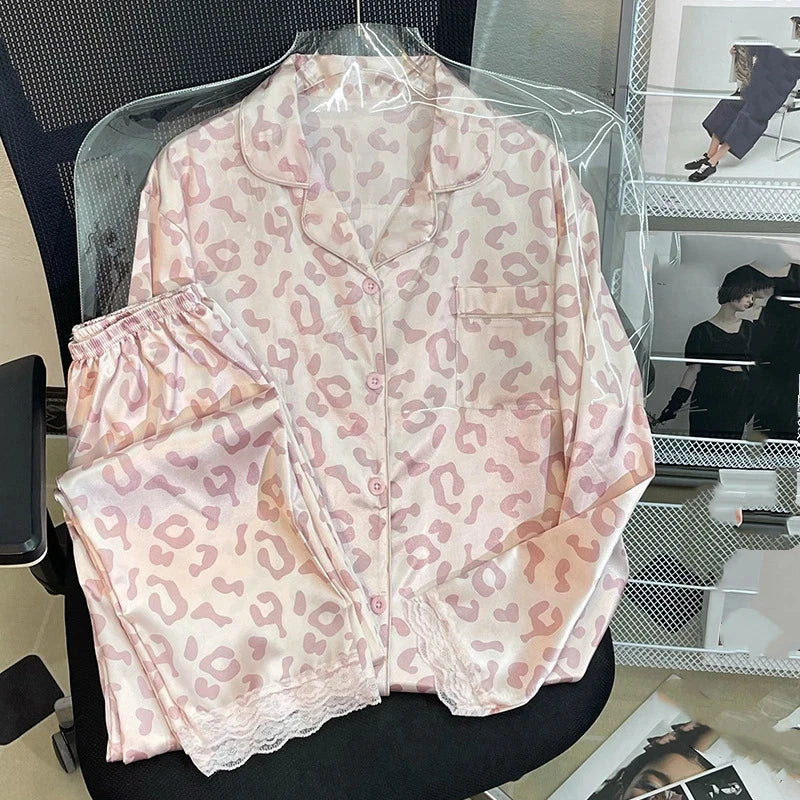 Women Long Sleeve Pajama Set Spring Autumn Ice Silk Sleepwear Two Piece Loungewear Comfortable Home Wear Fashion Leopard Pajamas