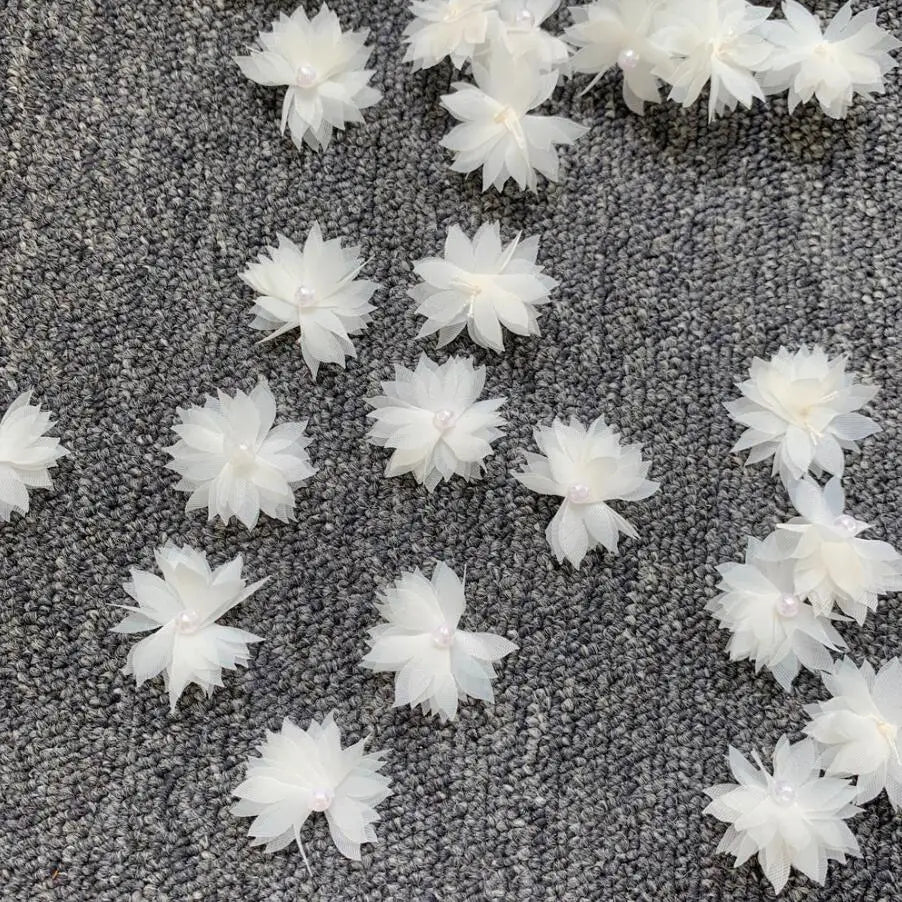 Delicate 3cm White Chiffon Flower Handmade Fabric Flower With Beads Center