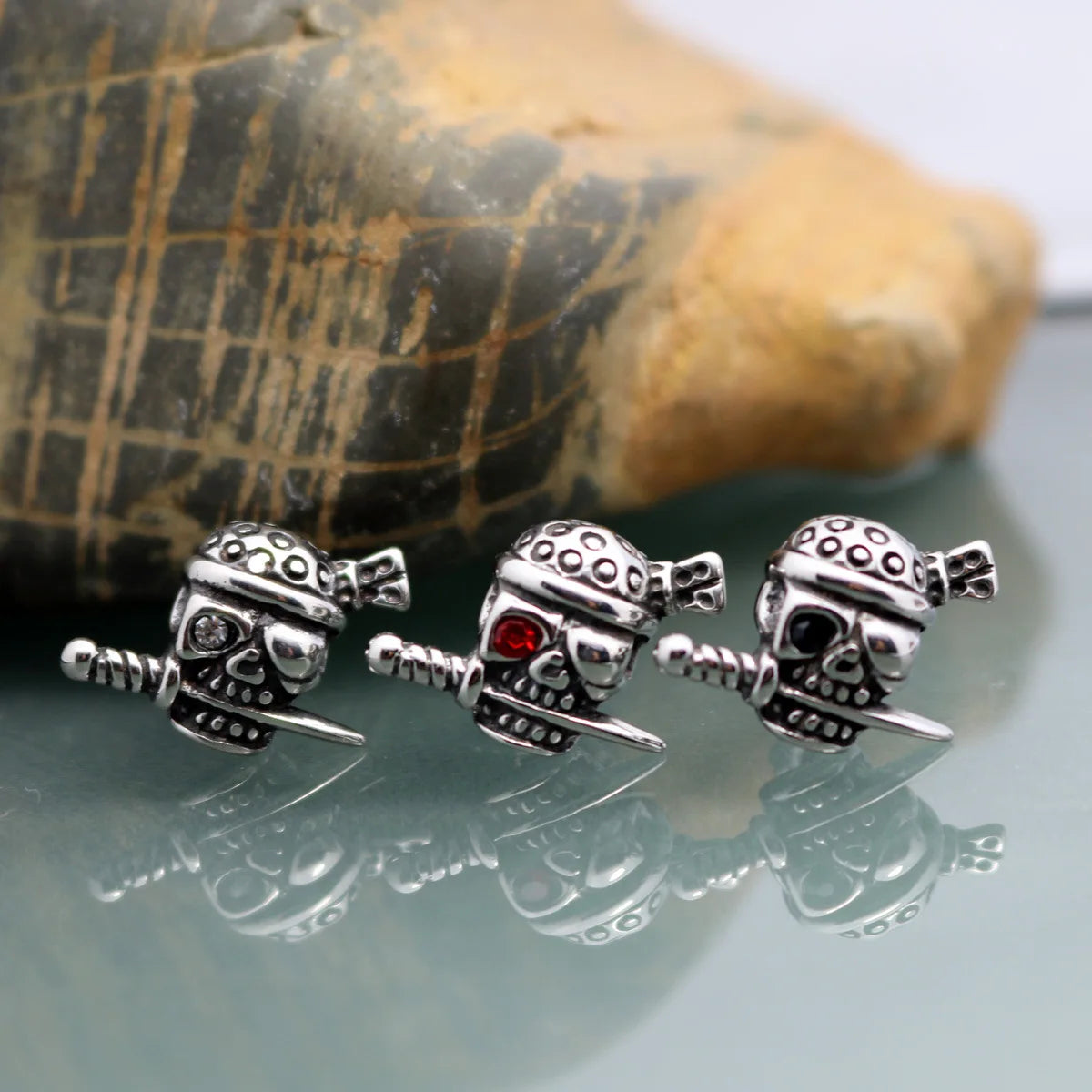 New Arrival Stainless Steel Skeleton Pirate with Sword Earrings Personality Rock Stud Earrings for Men and Women