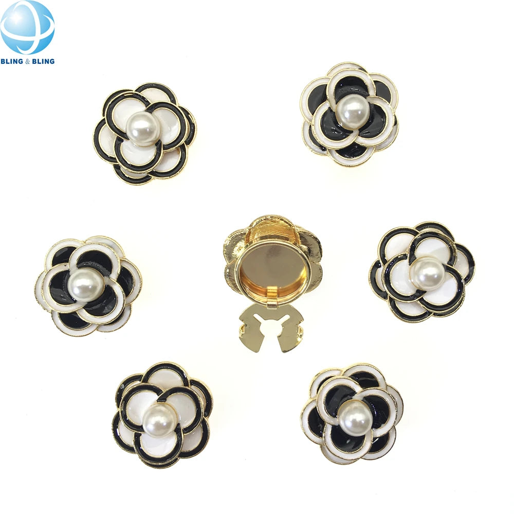 Vintage Enamel Camellia Zinc Alloy Designer Button Covers for Women Shirt Garment Button Clip Jewel Accessories Ornament