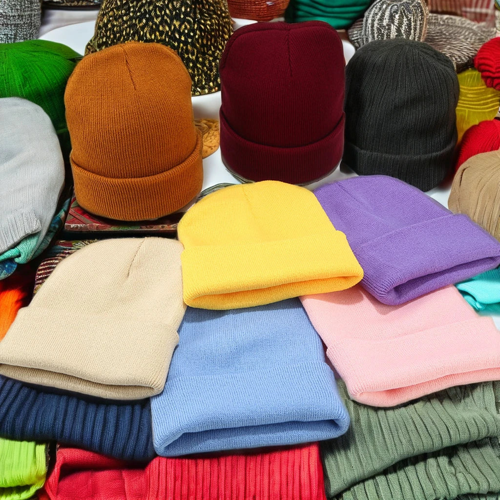 Hot Selling Popular Unisex Plain Acrylic Beanie Custom Logo Printing Sports Beach Winter Knitted Cuffed Beanie Hat