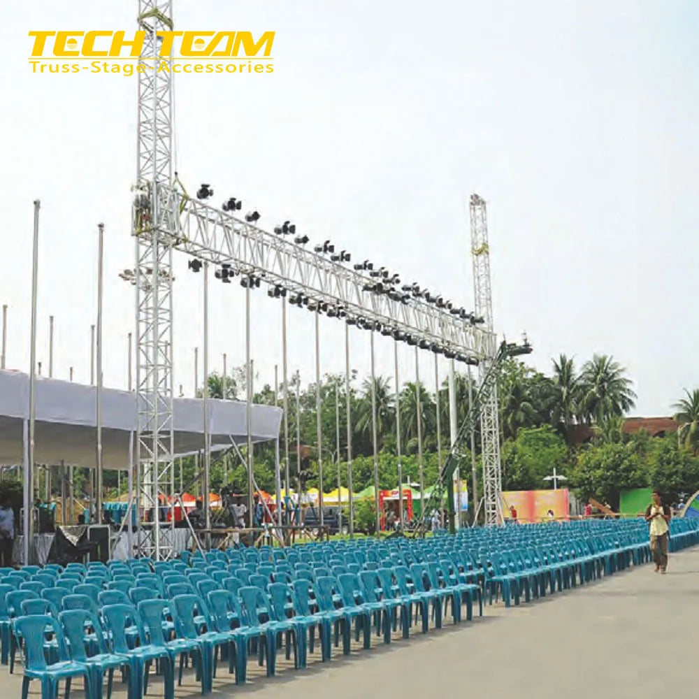 Factory Direct Sell Portable Aluminum Alloy Truss Displays with Spigot Connection for Stage and Concert Use