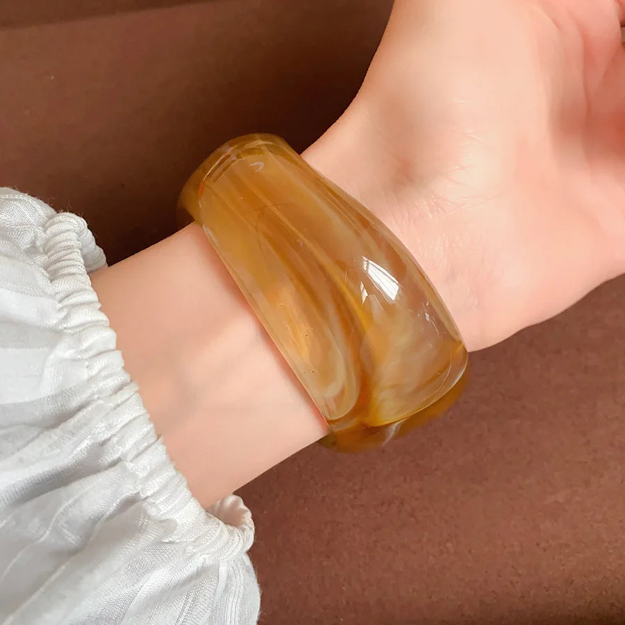 Irregular Wave Bracelet Vintage Resin Charms Bracelet Bangles for Women Jewelry Acrylic Wide Irregular Geometric Party Bangle