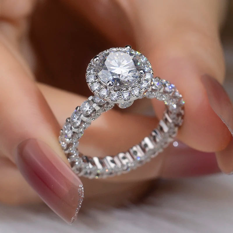 Messi Jewelry MSR-1130 18K Gold Romantic Luxury Ring Engagement Wedding Band 2.2CT E VS1 Round Lab Grown Diamond Ring