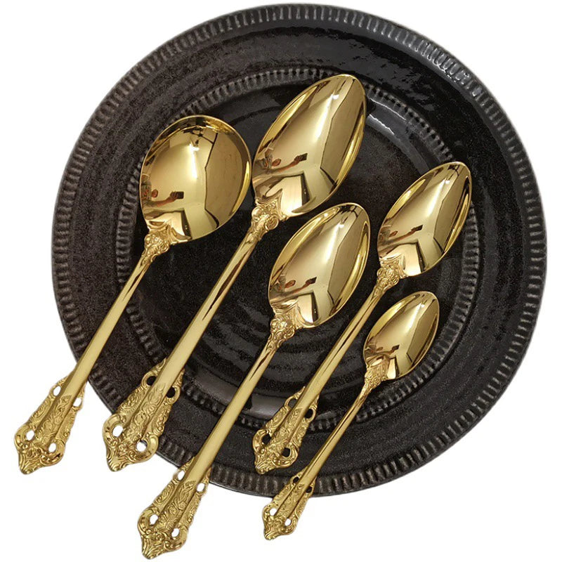 Factory Price Vintage Royal Luxury Cutlery Flatware Set Stainless Steel Tableware Gold Spoon Set