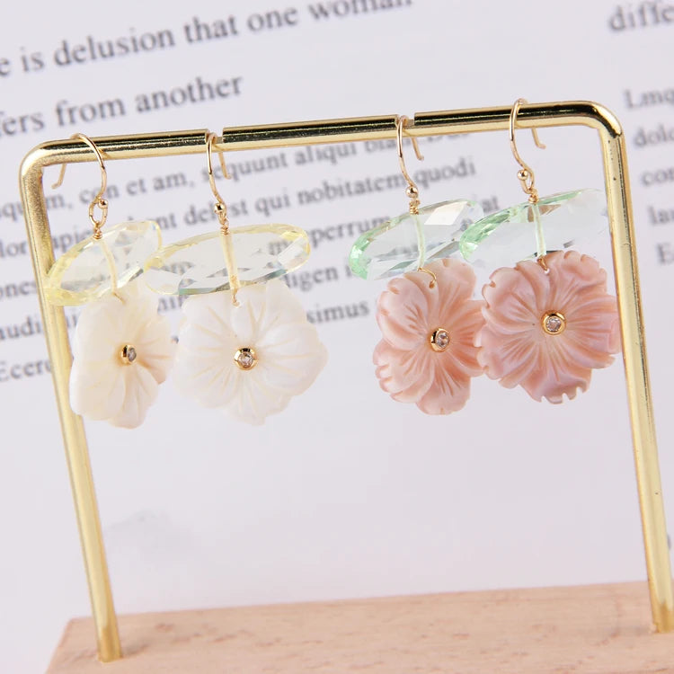 Wholesale Korean Version Small Shell Flowers Stud Earring Women Fashion Cz Beads Fine Earrings