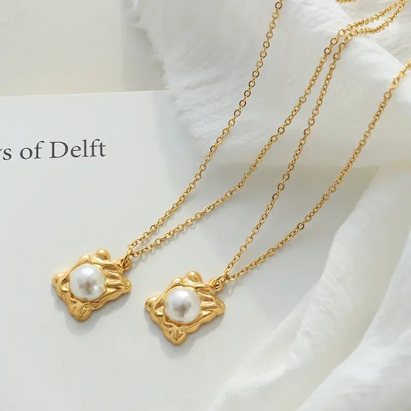 Dainty Waterproof 18K Gold Plated White Imitation Pearl Embossed Square Pendant Choker Necklace for Women