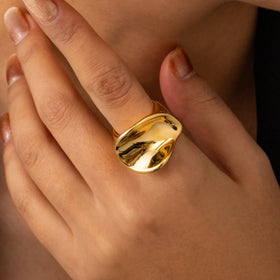 Personalised Jewelry 18k Gold Plated Stainless Steel Pleated Glossy Charm Statement Open Ring for Women