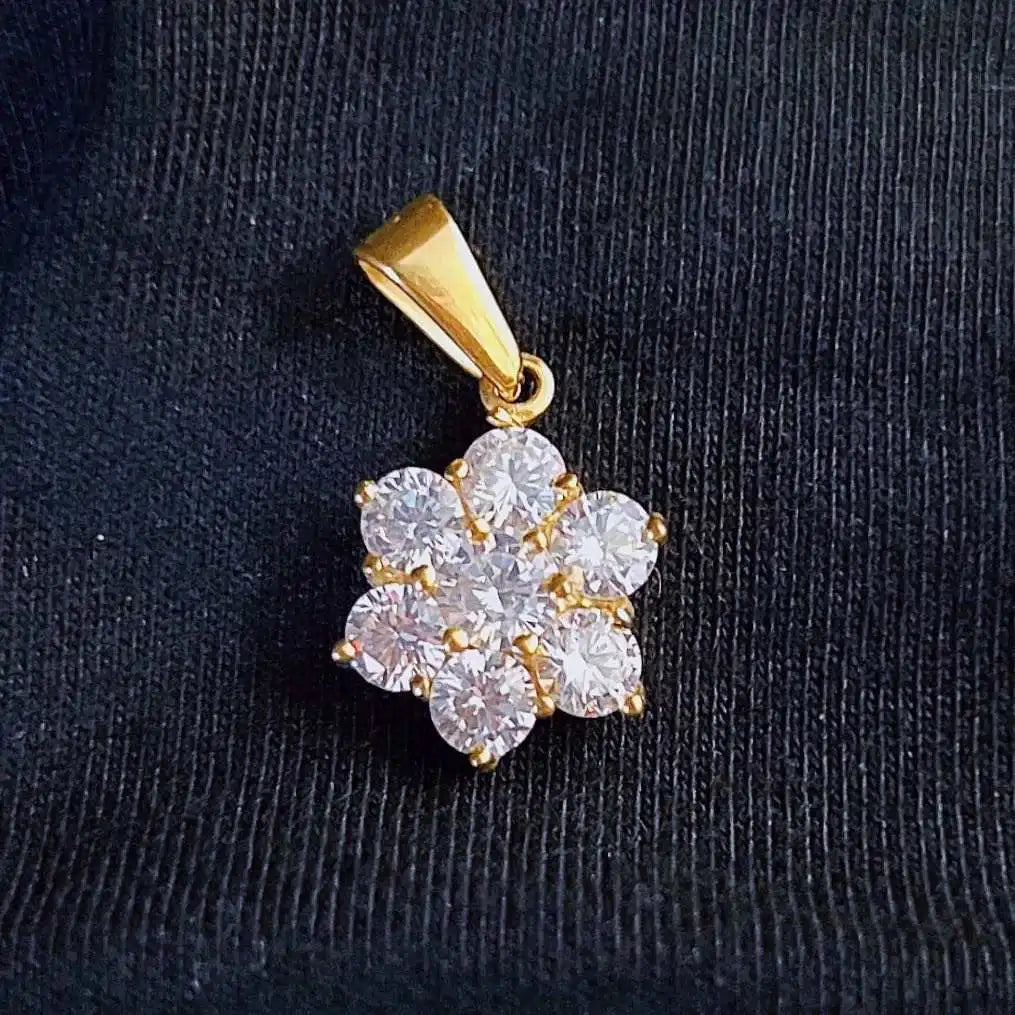 Dainty Bling Crystal Pendant Jewelry Cherry Pendants Stainless Steel Gold Round Cubic Zirconia Cz Flower Pendant Women