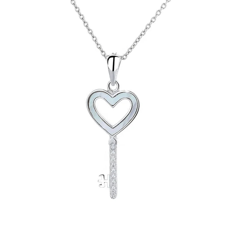 Hot Sale New Arrival Heart-shaped Key Pendant Necklace