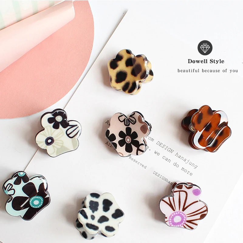 Small Size 2.5cm Leopard Flower Pattern Cute Decorative Fine Plastic Mini Clips Hair Claw Children Kids Girls Women