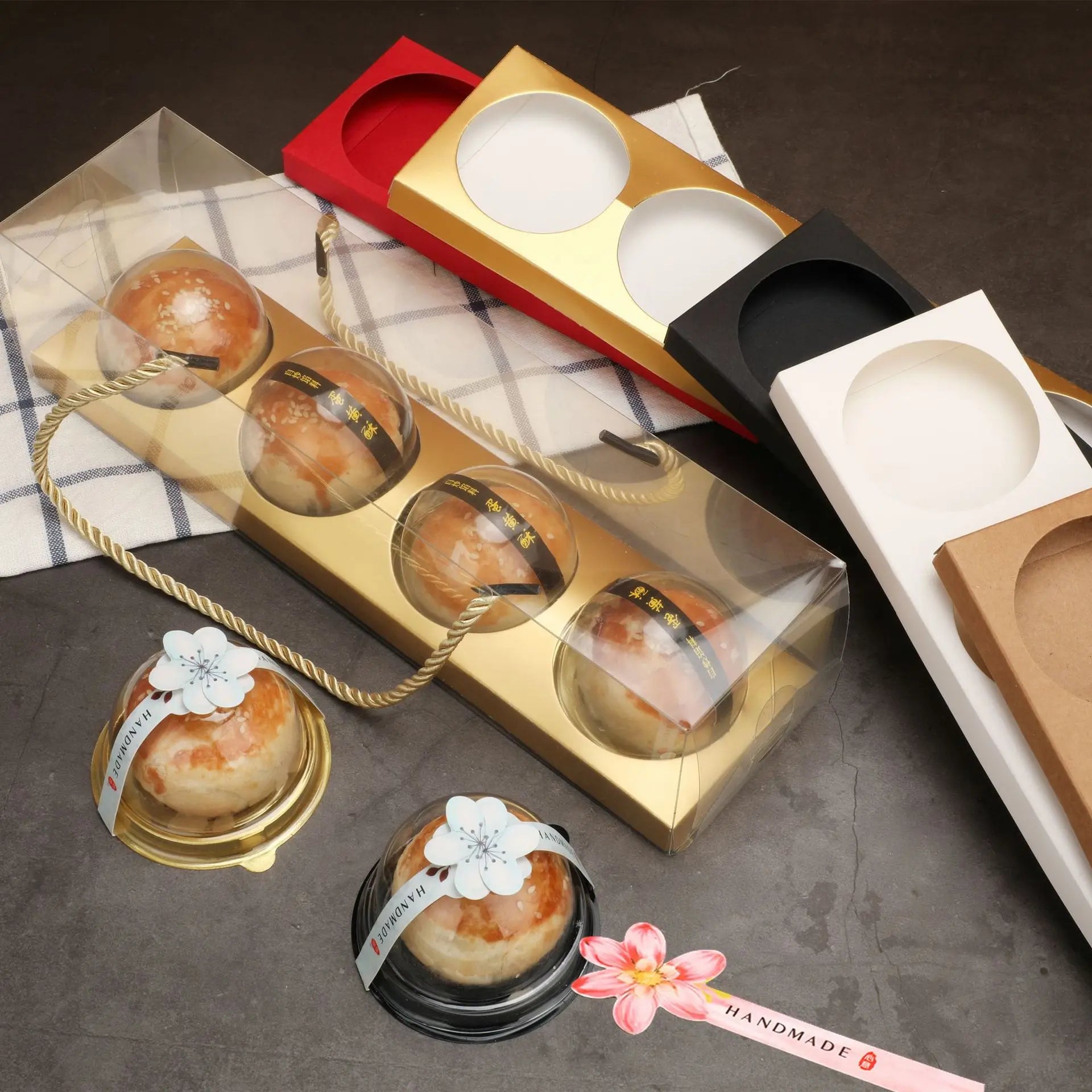 Clear Pastry Box Wholesale Luxury Egg Yolk Souff Packaging Transparent 3 4 Hole PET Cupcake Boxes with Inserts Window swiss Roll