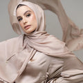 Wholesale Best Selling Ladies Soft Cotton Modal Hijab High Quality Wide Edge Woven Light Women's Plain Rayon Hijab