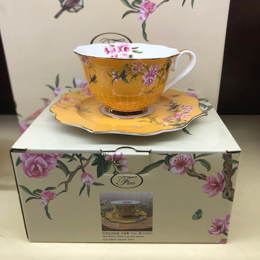 Luxury Ceramic Porcelain Tea Set with Tea Cup Coffee Cup Saucer and Tea Pot Chinese Style Design Cake Plate Royal Yellow