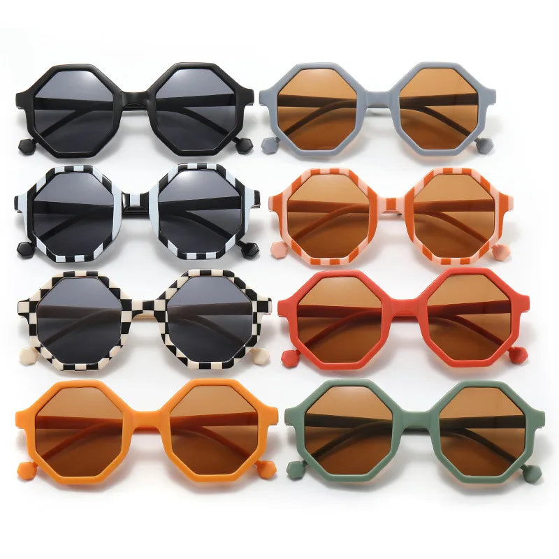 2026 NEW Fashion Trendy STOCK Cheap Plastic Frame UV400 Lens Children Kids Boys Girls Sunglasses
