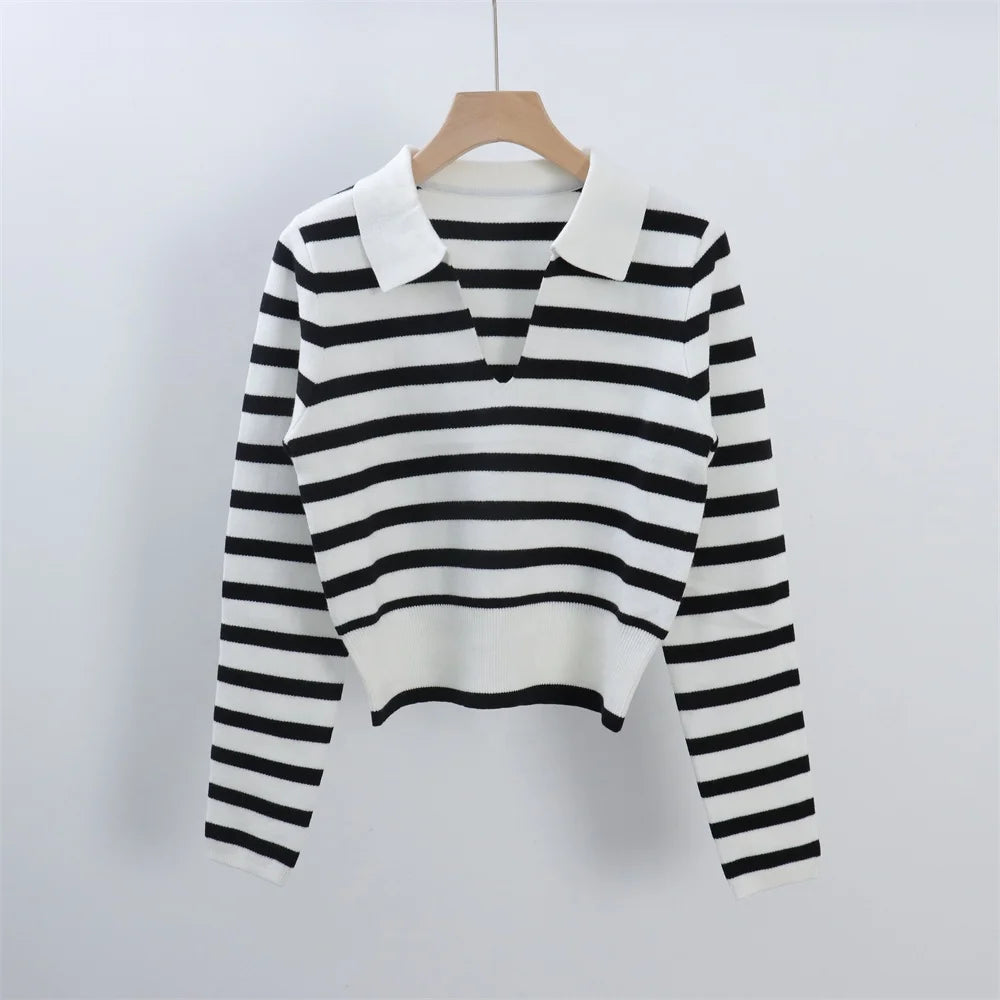 Regular Winter White and Black Striped Breathable V-neck Women's Flat Knitted Custom Polo Collar Sweater Pullover Manufacturer
