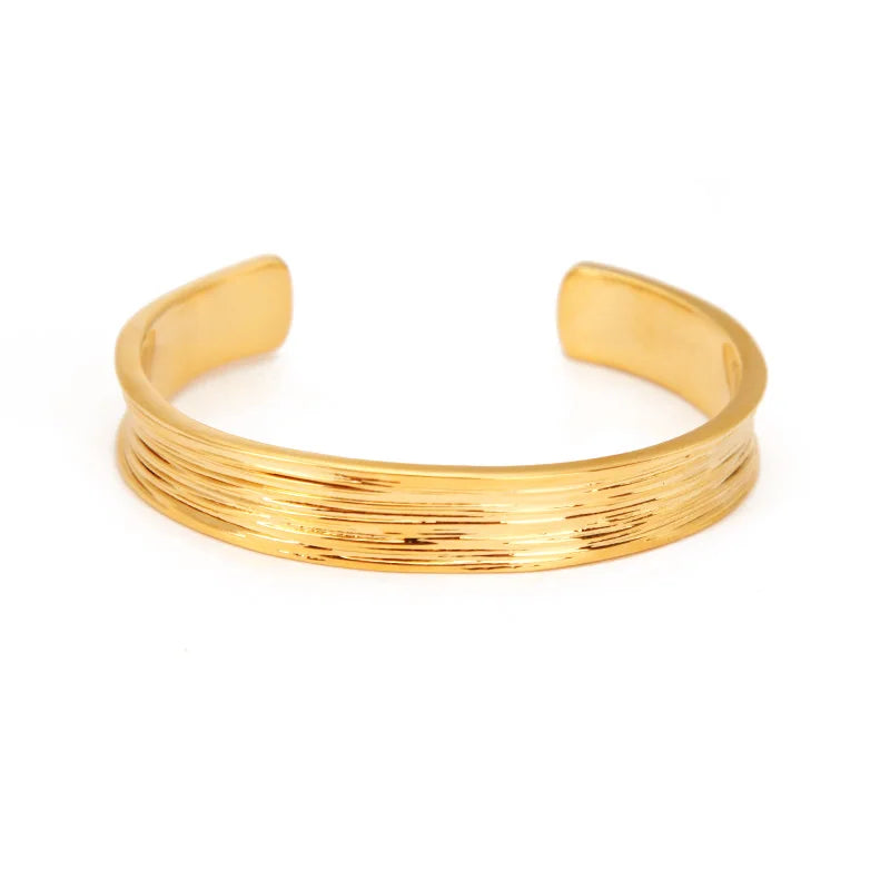 Wholesale Popular Gold Plated Brass Cuff Bracelet for Ladies for Parties Work Dates Copper Main Material ODM Supply