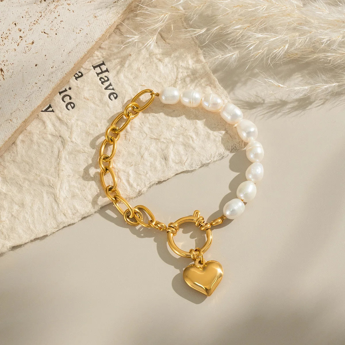 Wholesale Non Tarnish Stainless Steel Bracelet Natural Freshwater Pearl Heart Pendant Bracelet