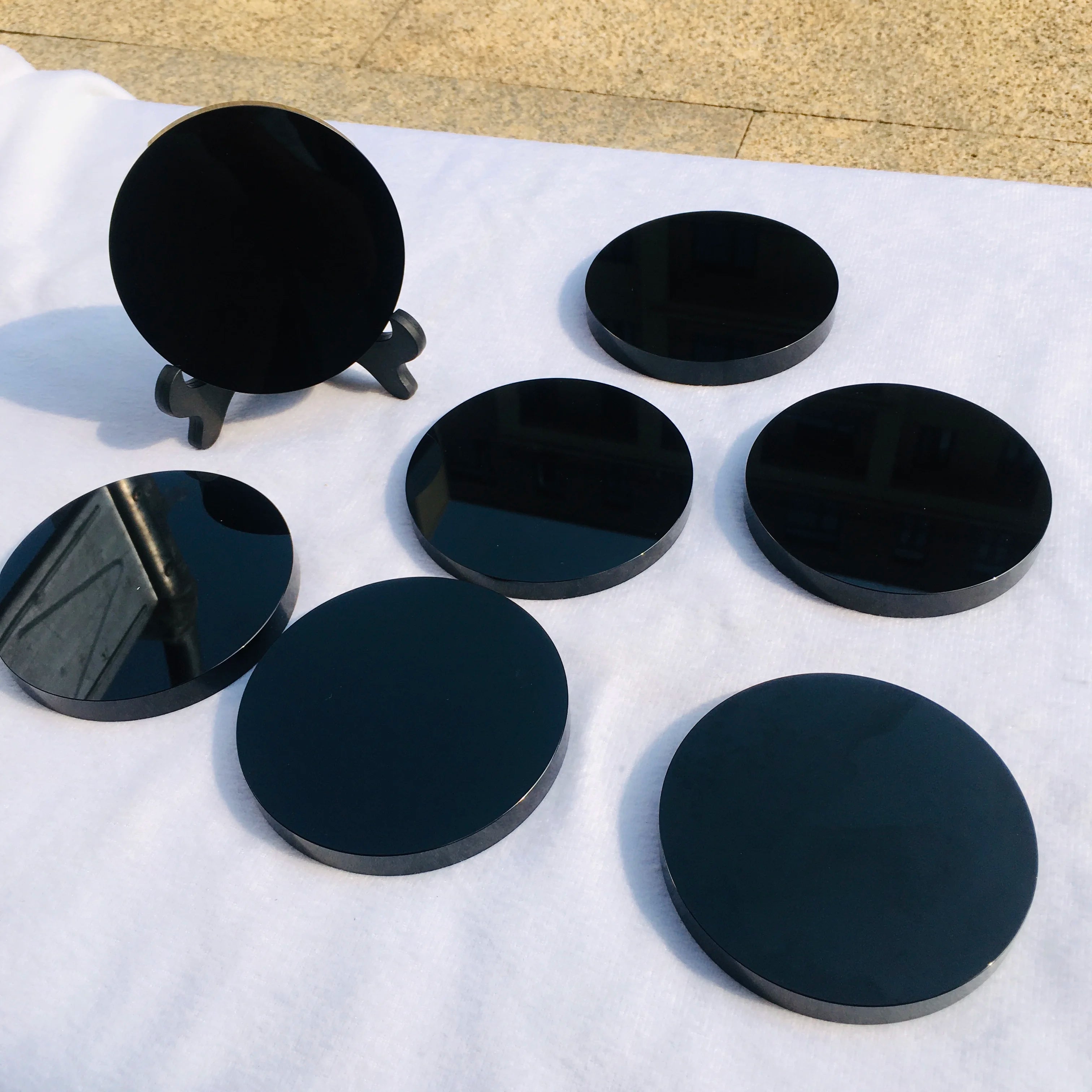 Wholesale Natural Crystal Carving Folk Crafts Art Sculpture Healing Black Obsidian Crystal Mirror for Decoration