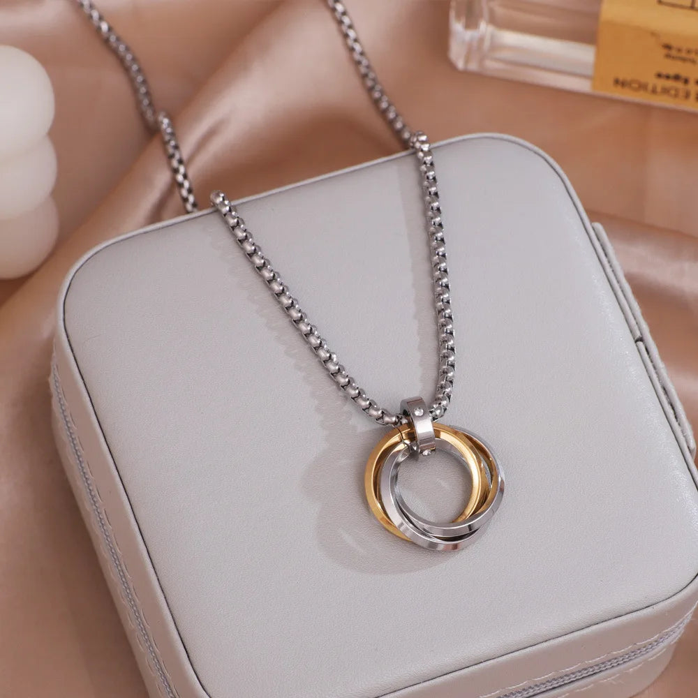 Men's Stainless Steel Round Pendant Necklace Rose Gold Interlocking Three Circle Couple Necklace