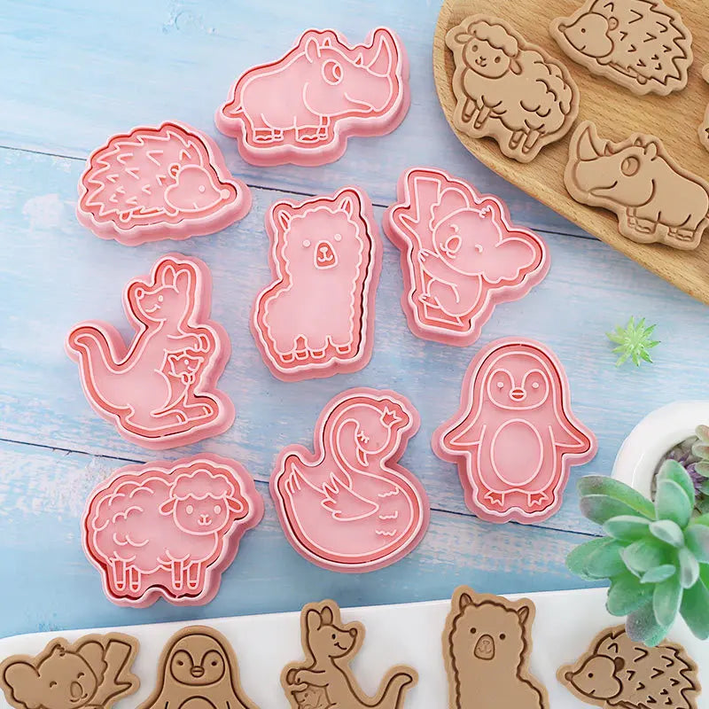 Saffron Zoo Biscuit Cutter Set Multiple Animal Mold for Penguins Koalas Hedgehogs Cookies and Biscuits Plastic Cookie Tools