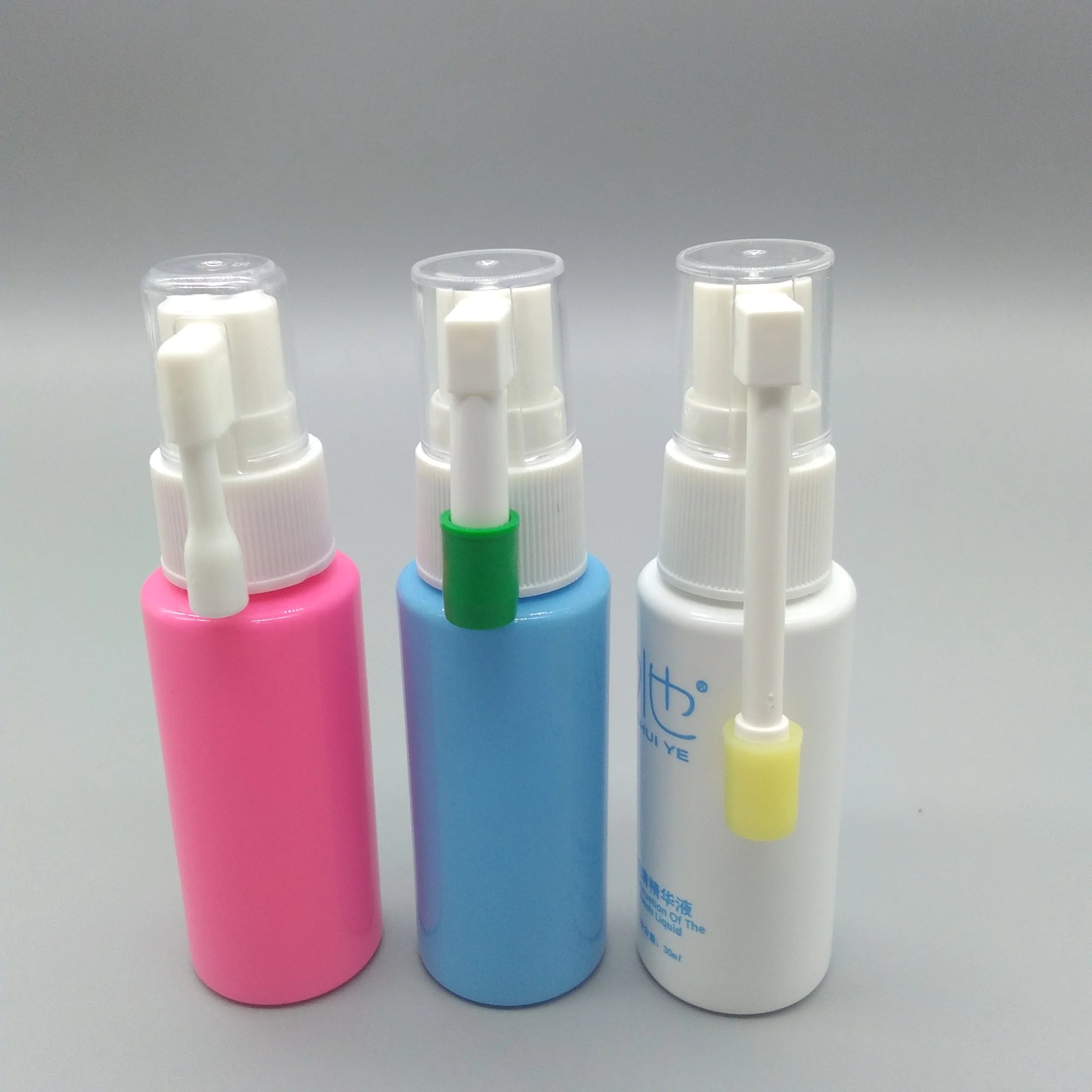 Pink Blue White 30ml PET Plastic Liquid Medicine Oral Spray Bottle Long Nozzle Customizable Cap Personal Care Packaging 20/410