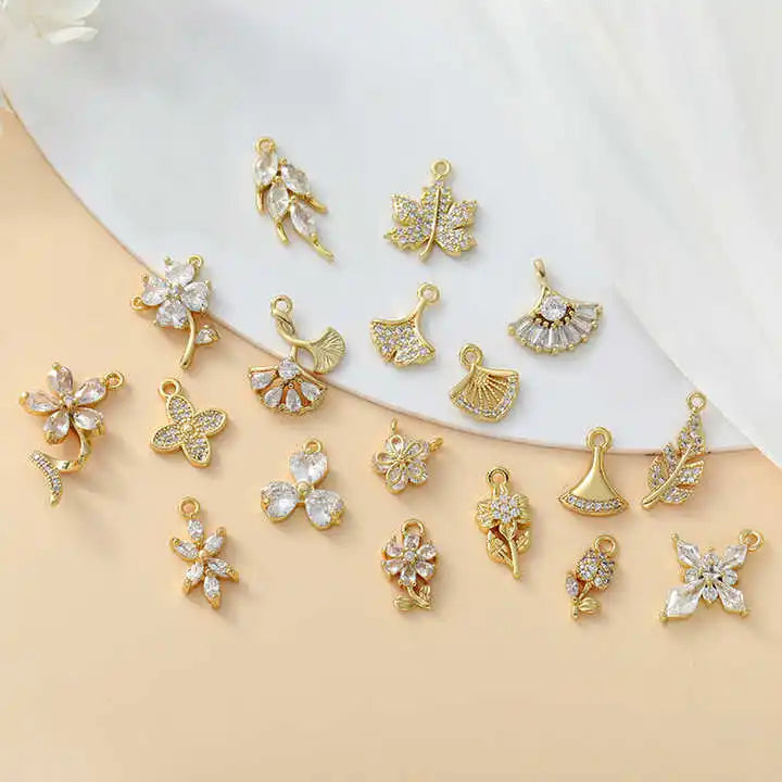 18K Gold Plated Star Pattern Cubic Zirconia Brass Charms Pendants Tiny 5mm Dangle Accessories Jewelry Making Choker Mizzen Brand MegaBDM