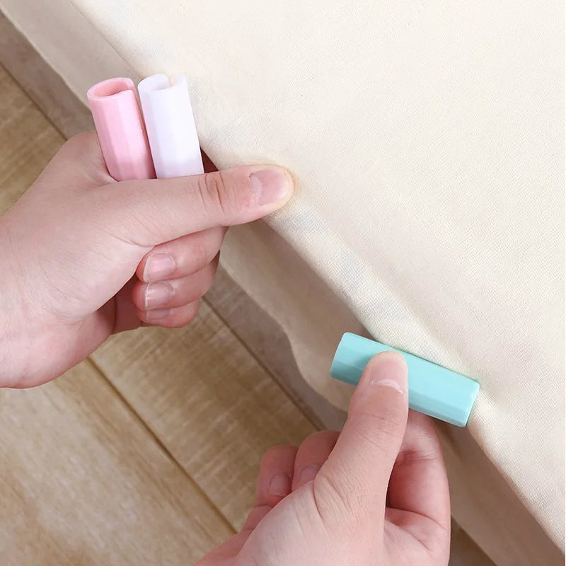 12 Packs Quilt Bed Cover Grippers Fastener Bed Sheet Grippers Plastic Slip-Resistant Bed Sheet Clips
