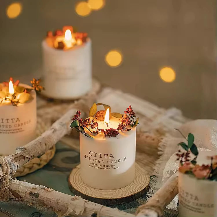 New Design Eco-friendly Soy Wax Scented Candles Romantic Rose Dried Flowers Aromatherapy Wedding Candle for Holidays Decoration