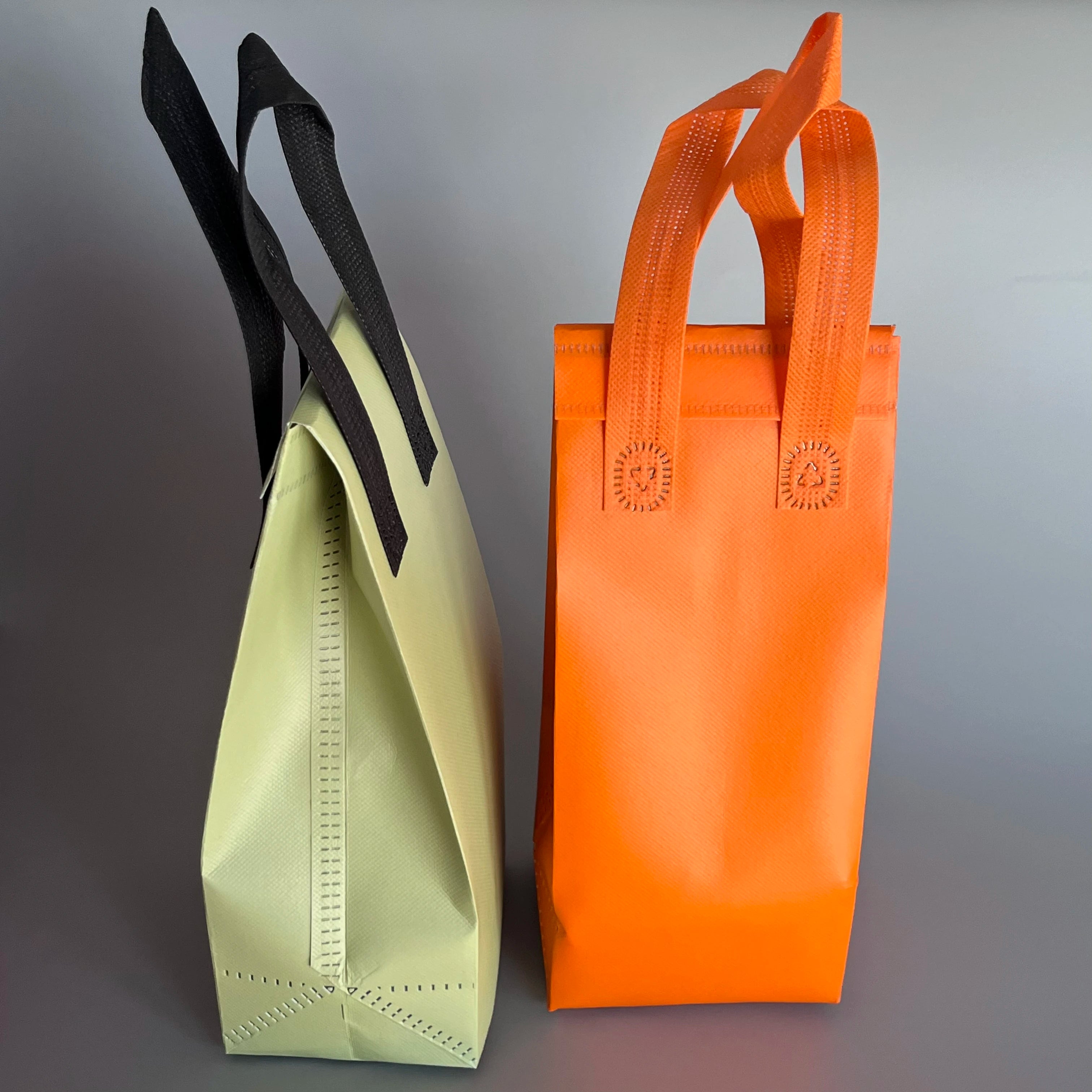 Eco-Friendly Non-Woven Tote Bags with Custom Printed Logo for Daily Use