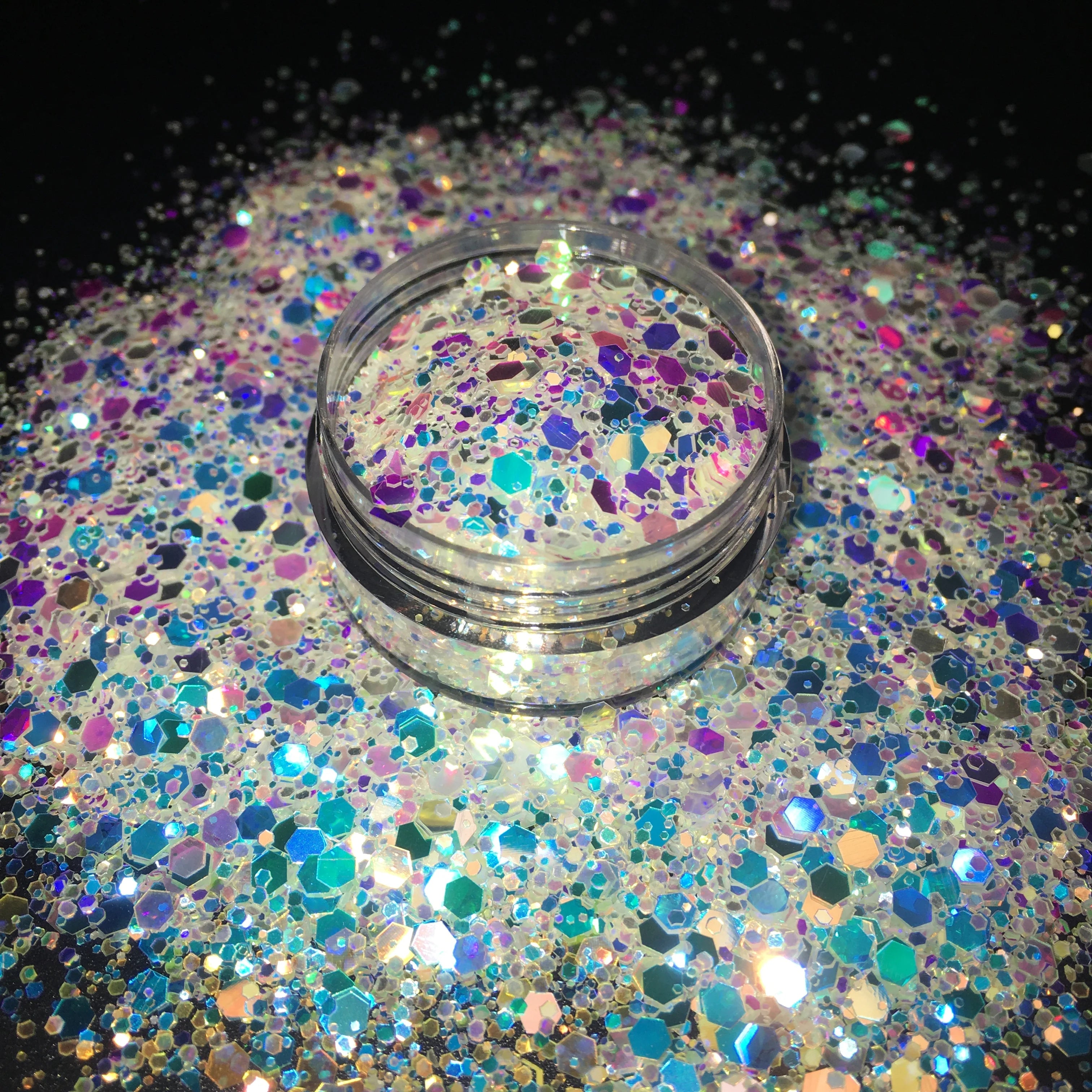 White Glitter Bulk High Sparkling Polyester PET Chunky Holographic rainbow Diamond Glitter Powder