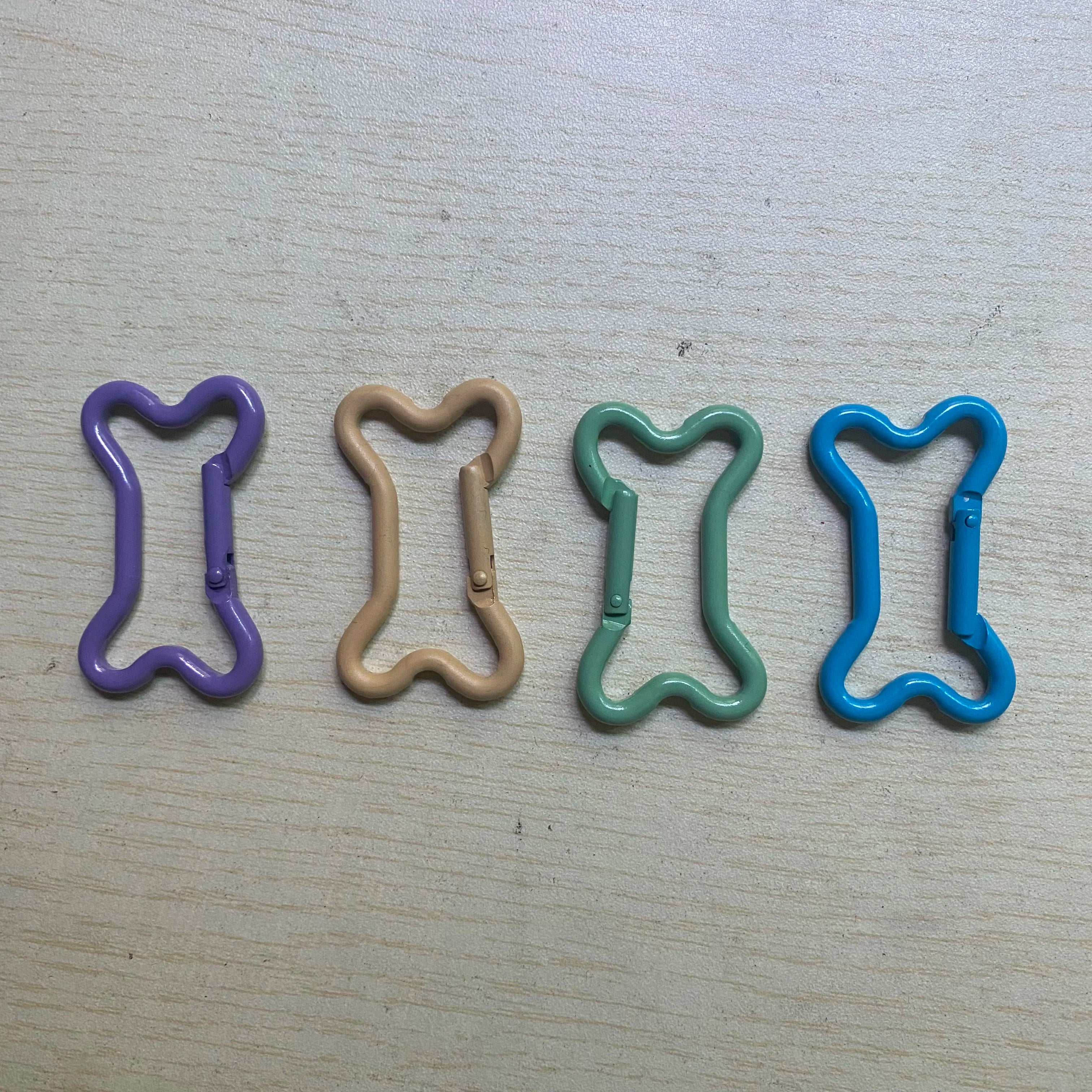 5cm Painting Electrophoresis Dog Bone Shaped Carabiner