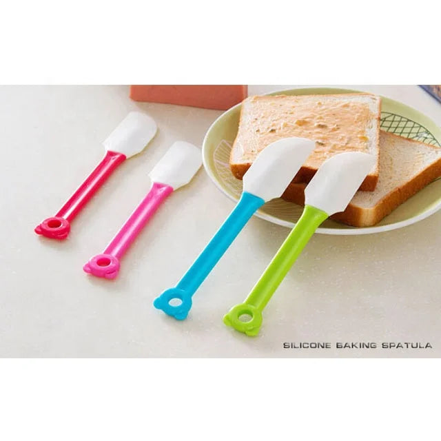 Factory Wholesale  Hot Selling BPA Free Silicone Baking Tools Cake Spatula Kitchen Spatula
