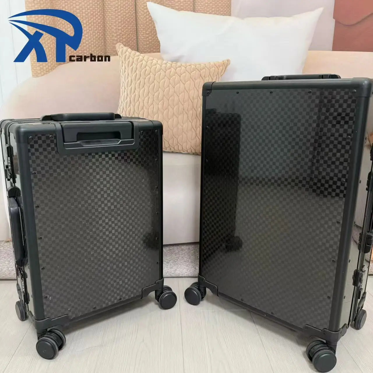 24inch Durable Compact and TSA-Lock-Equipped Carbon Fiber Suitcase for Students Semester-Long Study Abroad Luggage Needs