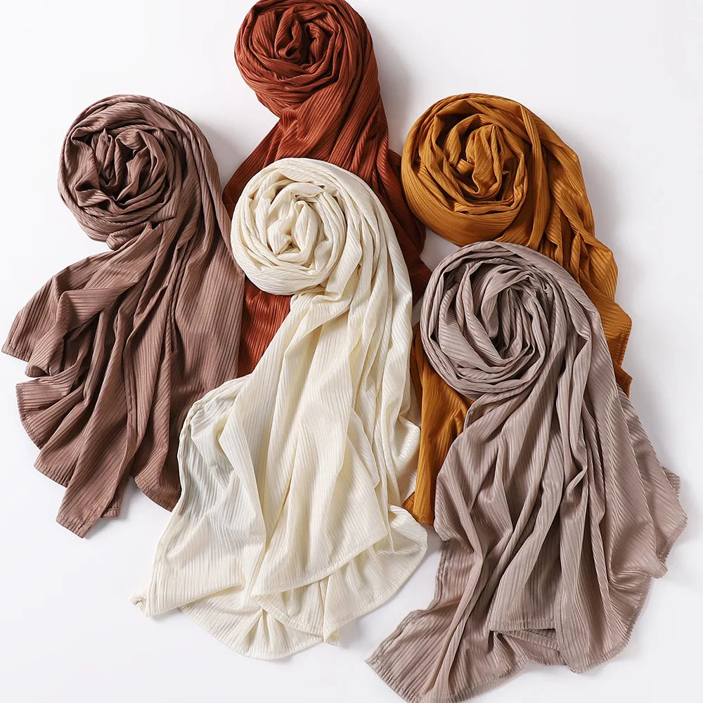 2025 New Design Pleated Crinkle Hijab Solid Polyester Scarf Wholesale Muslim Women's Hijabs