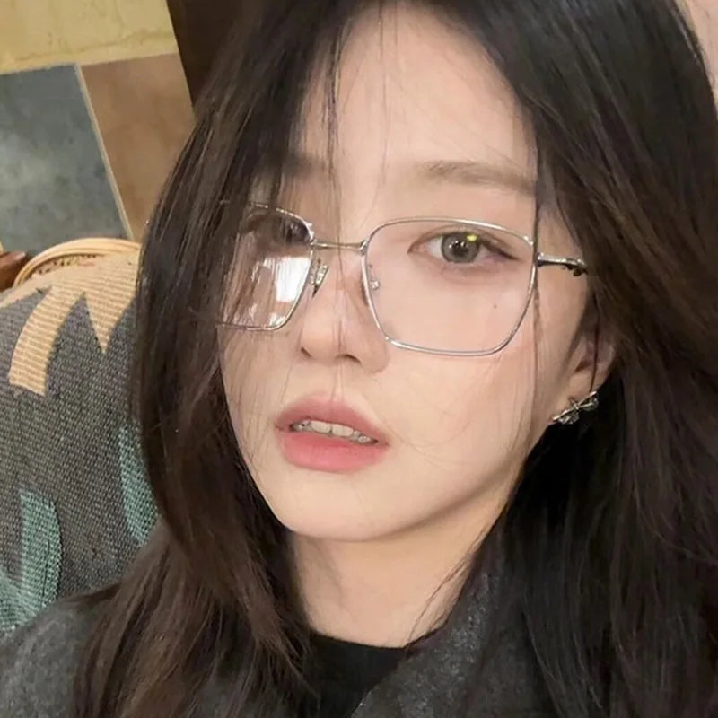 Beautiful Thin square Gold Metal Glasses Frames 2026 Women Men Anti Blue Light Glasses and UV400 Sunglasses