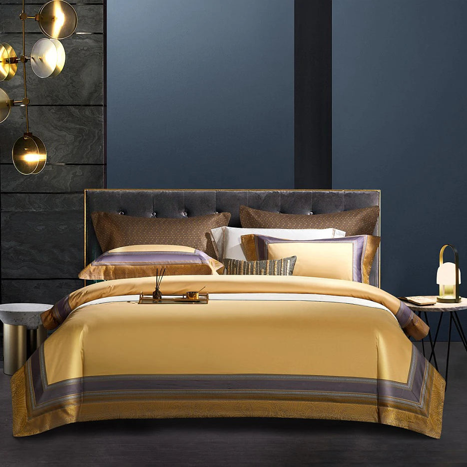 ODM/OEM Luxury Brown Jacquard Royal Duvet Cover Yellow Comforter Cover 4 Pieces Home Textile Bedding Sets Manufacturer