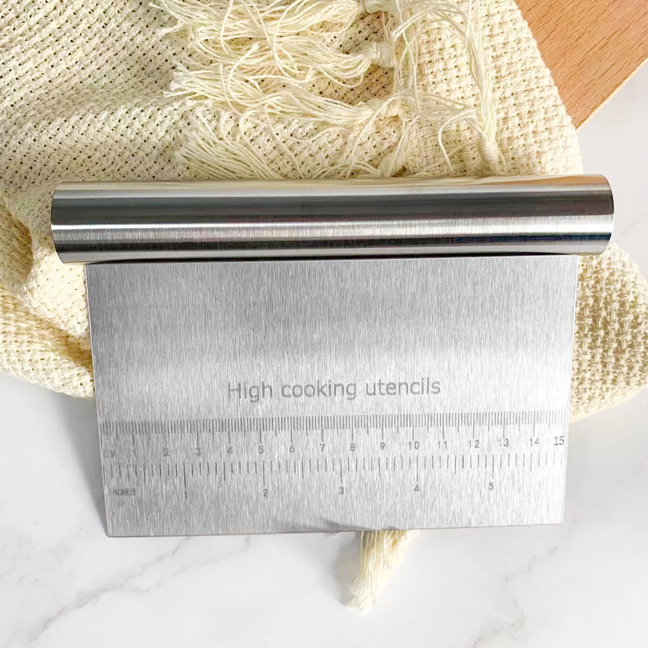 Household Stainless Steel Scraper with Scale Cake Noodle Flour Cutting Baking Cutting Wholesale Stainless Steel Flour Cutting