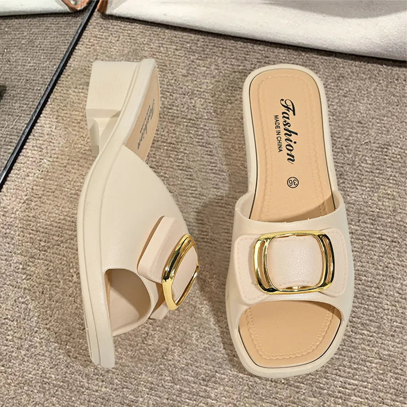 2025 Summer New Versatile Fashion Anti slip Women's One Word Slippers Wear Resistant 4.5cm Soft Bottom