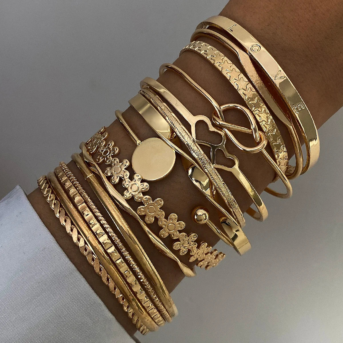 Gold Plating Layered  Flower Heart-turning Geometric Opening Bracelets Personality Bangles Set for Women Fashion Jewelry