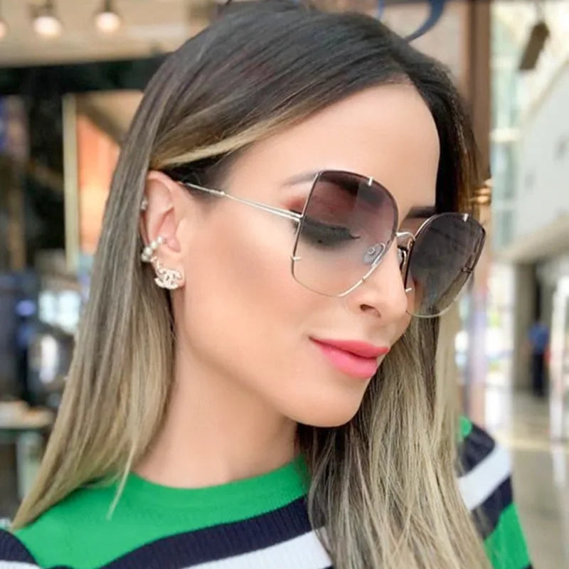 New Arrival Alloy Sunglasses Female Sun Glasses Girls Outdoor Polarized UV400 Protection Big Frame Oversized Custom Colors
