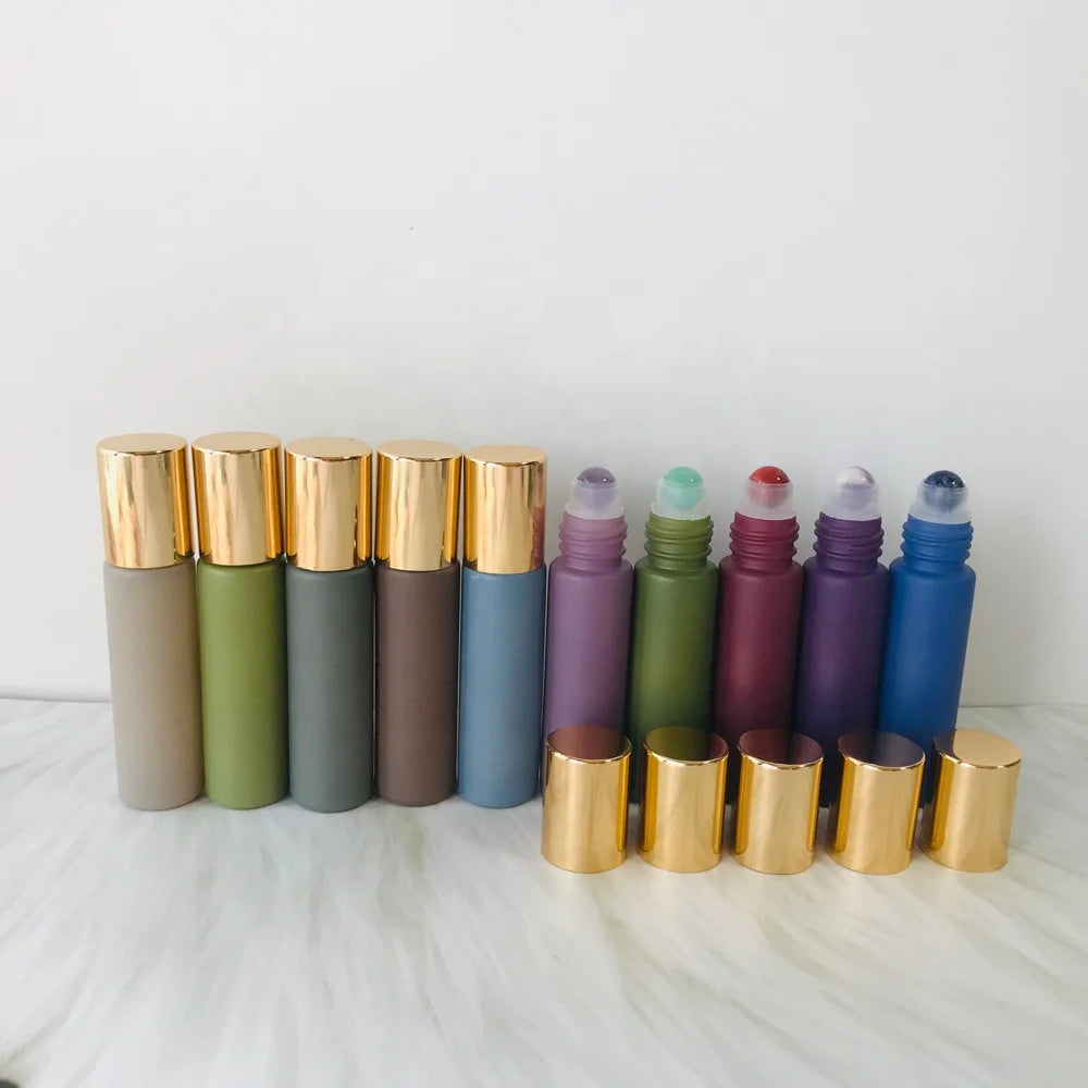Wholesale 10ml Morandi Color Scheme Matte Essential Oil Glass Bottle with Shiny Gold Cap and Gemstone Roller