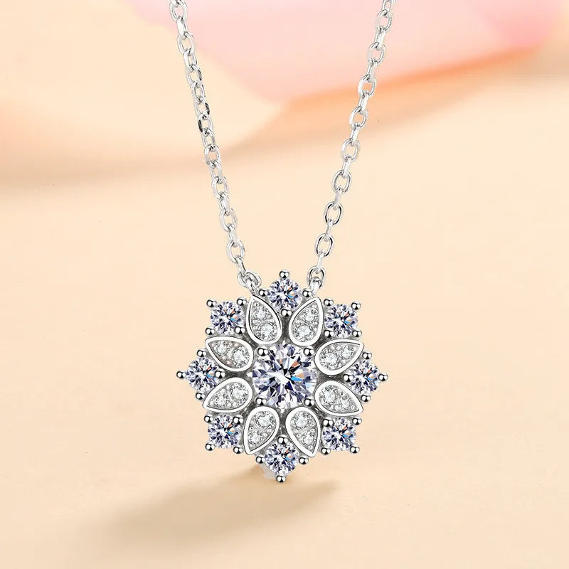 Silver 925 Original Diamond Test Past Brilliant Cut 0.5 Carat D Color Moissanite Astral Pendant Necklace Gemstone Star Chain