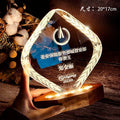Personalized Diamond Shape Crystal Plaque Crystal Trophy Award with Led Light Wooden Base MH-NJ0292