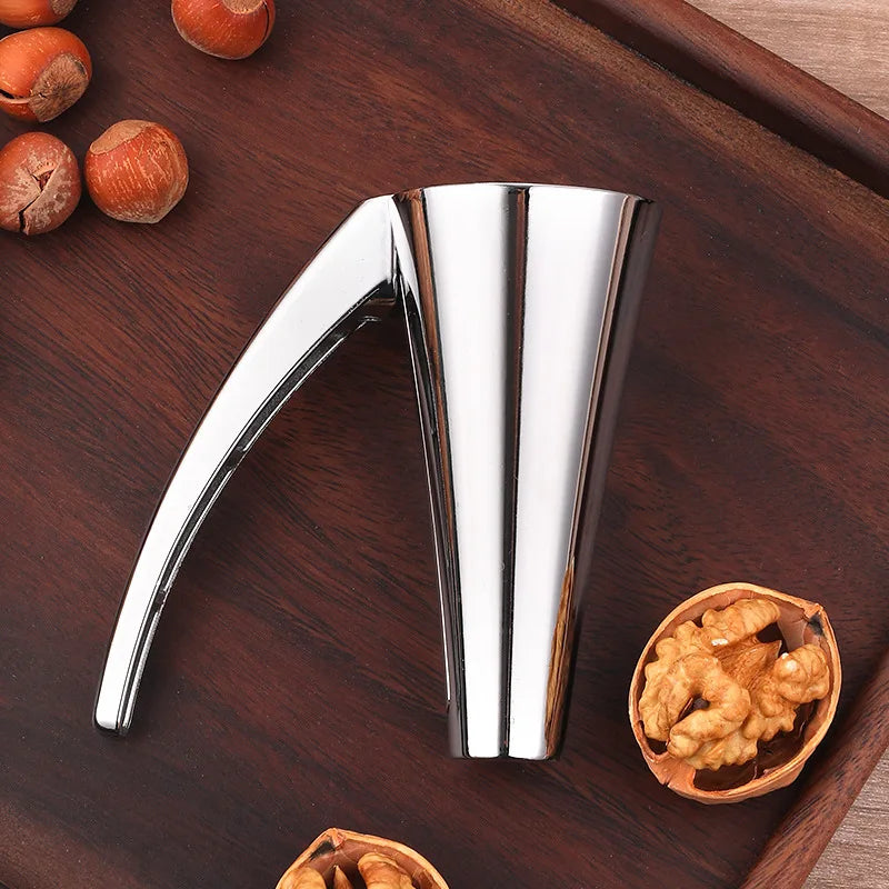 Large Household Nut Clamp Tool Manual Operation Metal Hazelnut Clamp Walnut Pecan Shell Opener