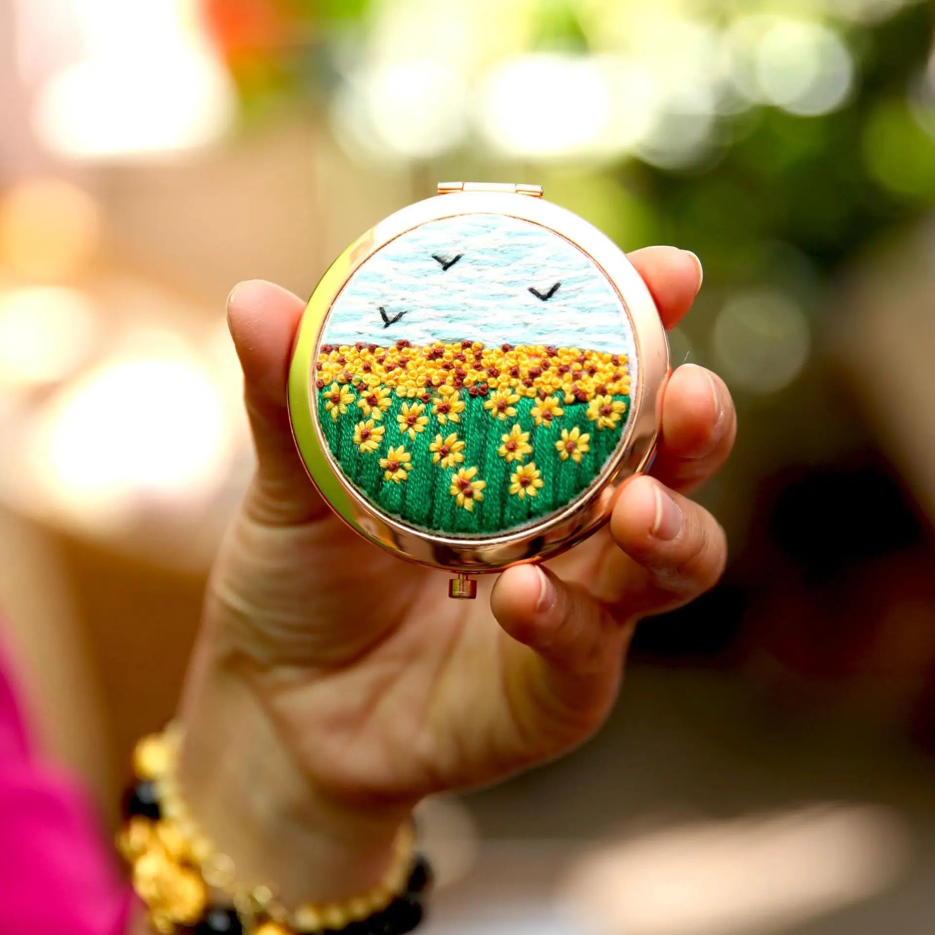 Full Design Wholesale Custom Cross Stitch Mirror Sets Christmas Gift Set for Women and Girls