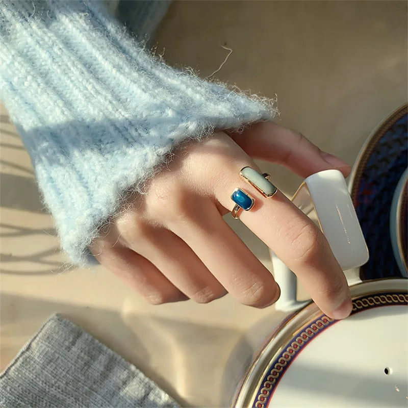Emerald Ring for Women - High-end Sense Niche Design New Trendy Light Luxury Fashion Personalized Finger Ring