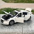 Mazda Atenza  1:18 Alloy Full-open Simulation Luxury Car Model Vehicle Diecast  Model Mazda6 for Decoration and Collection