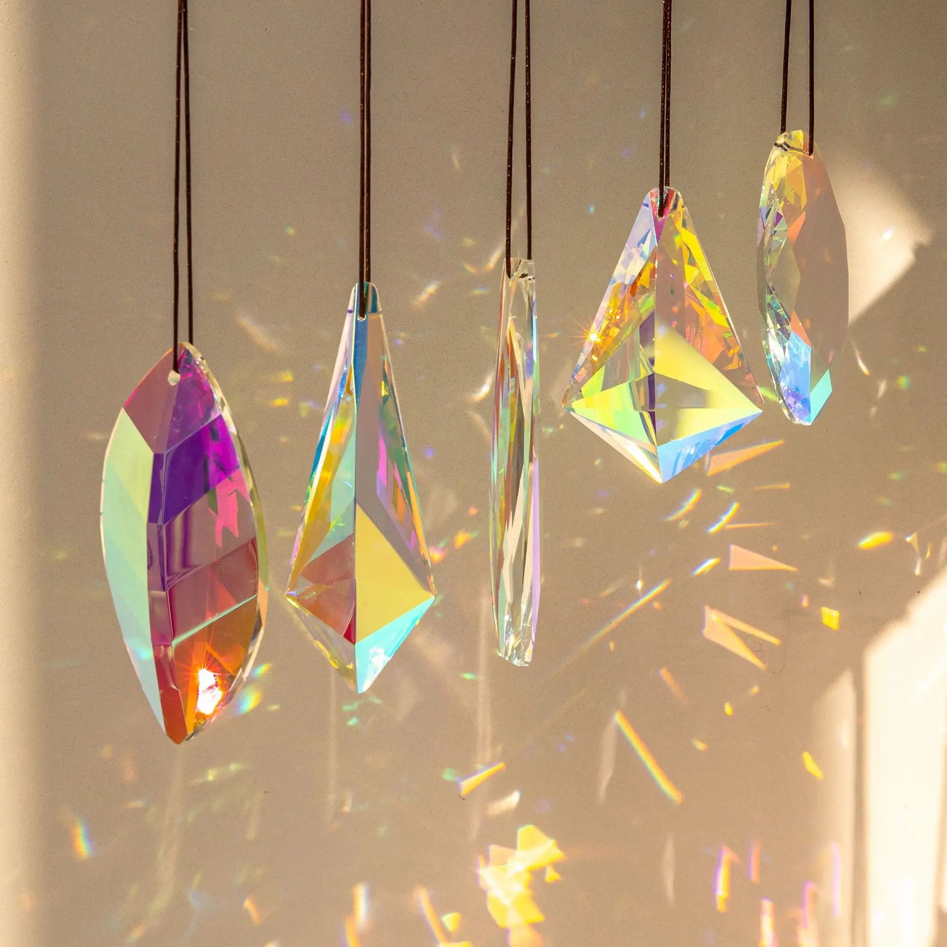Colorful Handicraft Crystal Pendant Prism Light-Collected Hanging Device Ornamental Colored Crystal for Interior Design