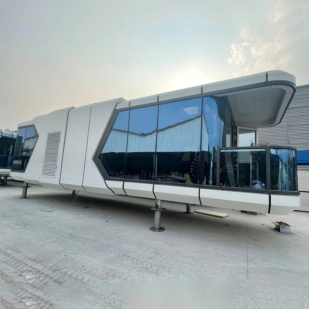 2023 prefabricated space capsule container house capsule house commercial space airship pod for villa